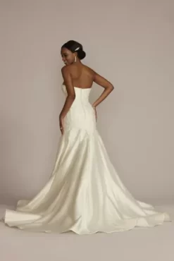 Bridal Shop -Bridal Shop CWG934 IVORY OLEG PROD3 146