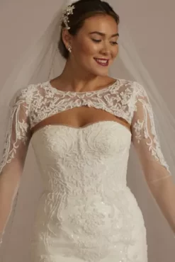 Beaded Lace Wedding Dress With Removable Sleeves -Bridal Shop CWG962 SOFTWHITE OLEG PROD12 038